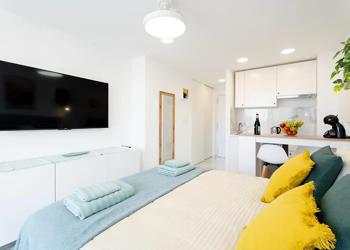 Apartment Costa Serena 420 *